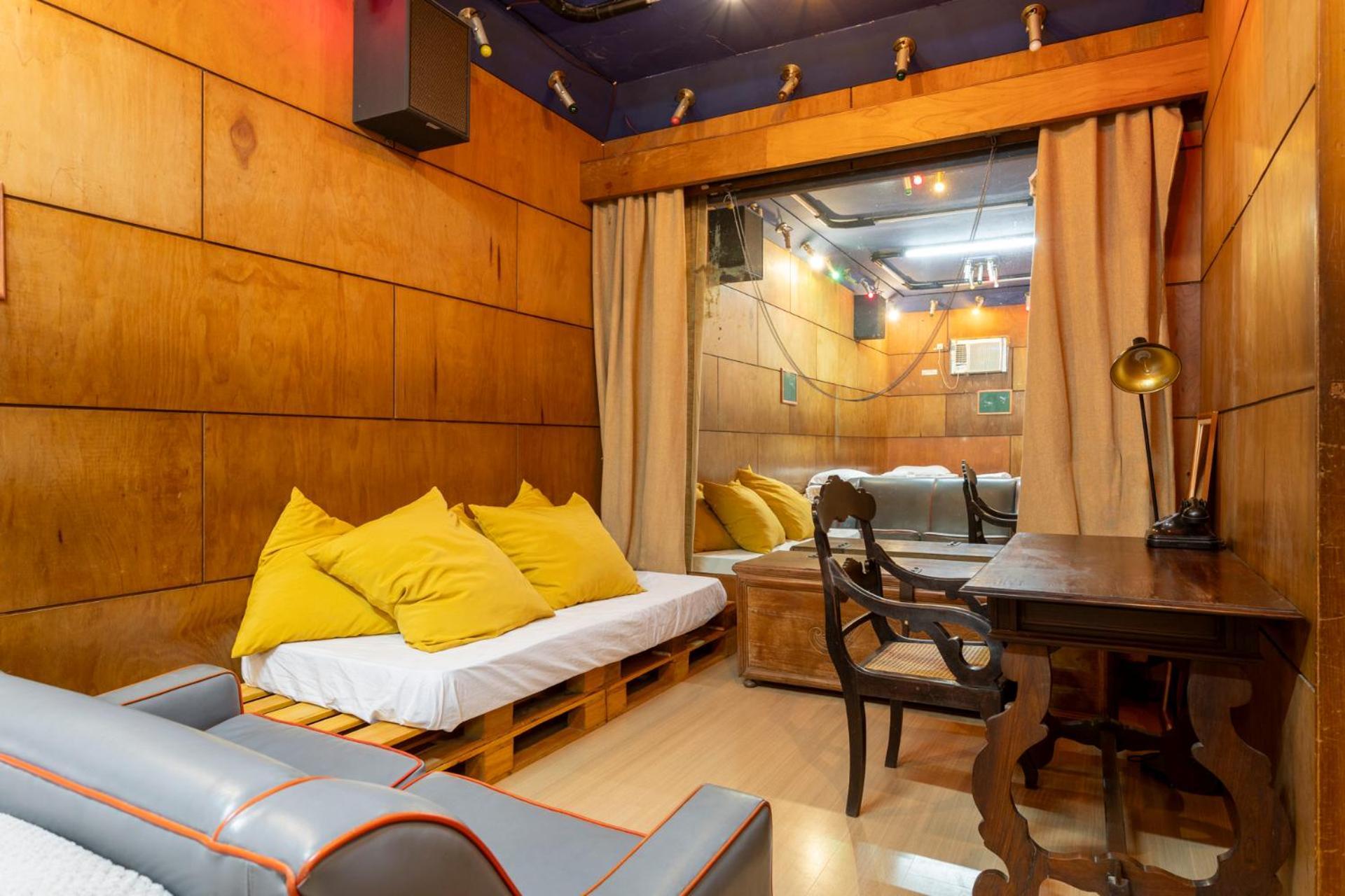 Bed 6-Bed Mixed Dormitory Room